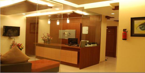 Hotel Sri Madhura Inn Хидерабад Екстериор снимка